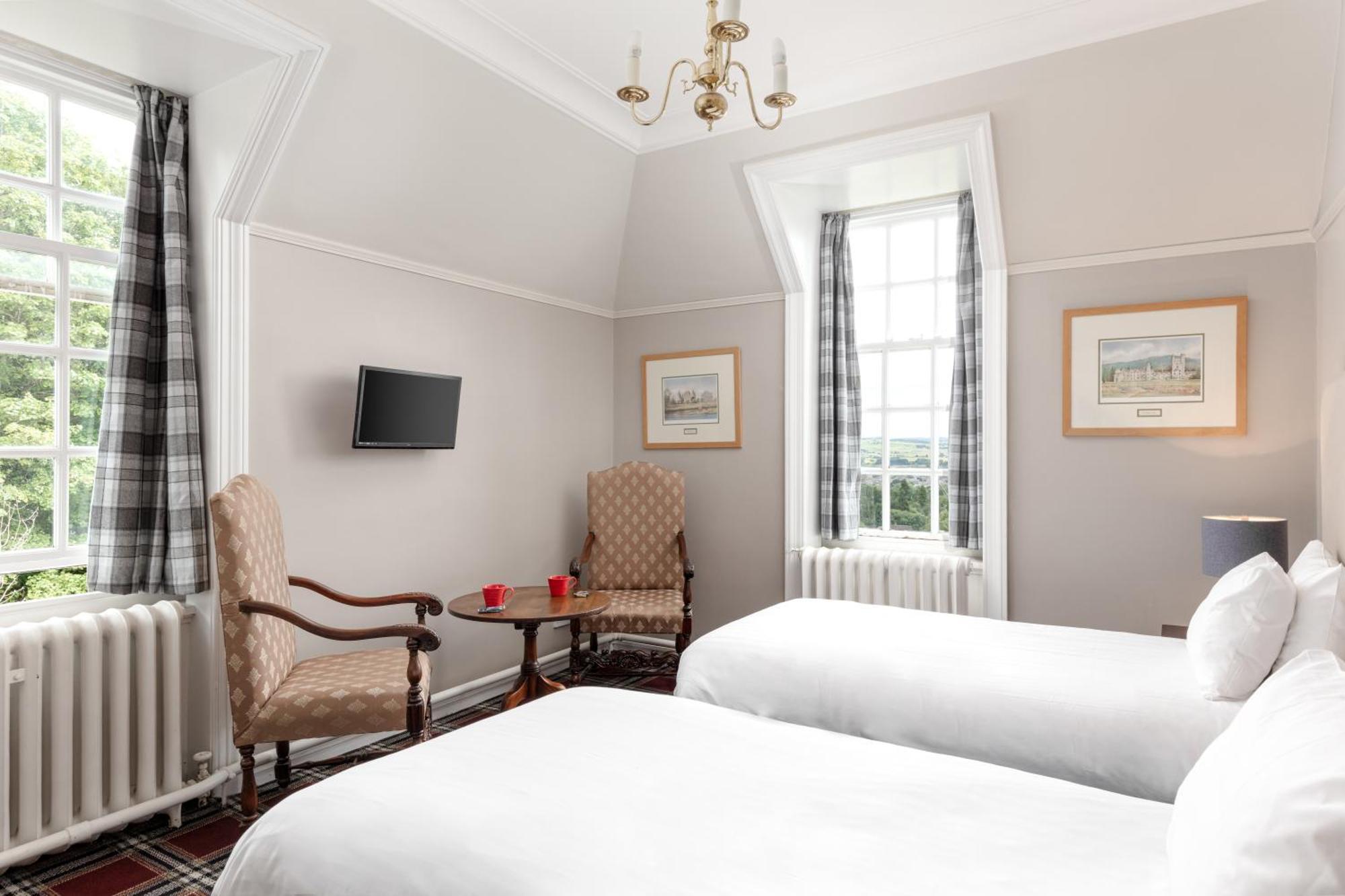 Tulloch Castle Hotel ‘A Bespoke Hotel’ Dingwall Exterior foto